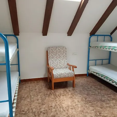 Borda Nadal Ostello