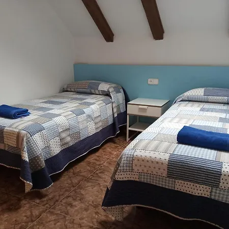 Hostel Albergue Borda Nadal *