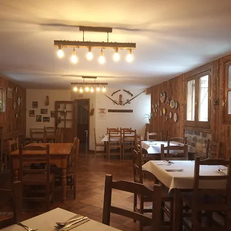 Borda Nadal Ostello