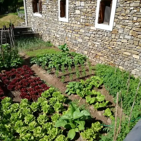 Hostel Albergue Borda Nadal